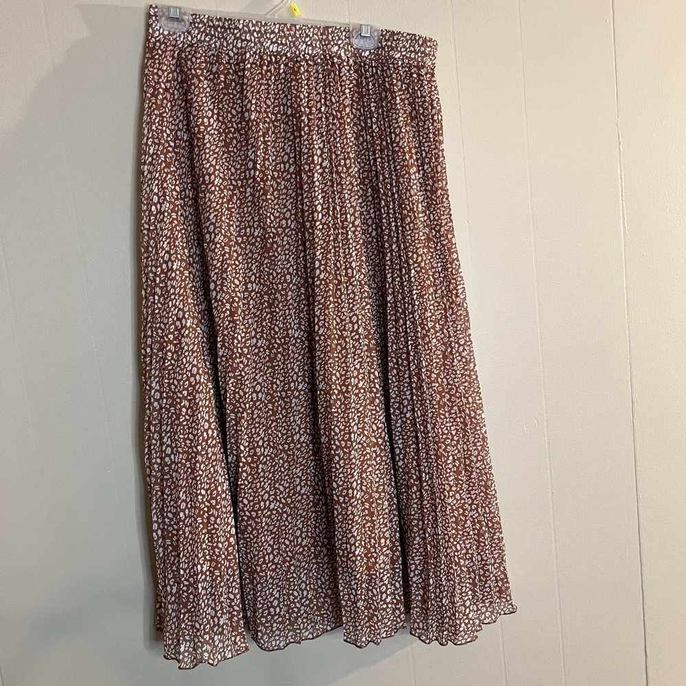 Exlura XXL Brown Floral Chiffon Elastic High Waist Pleated Long Maxi